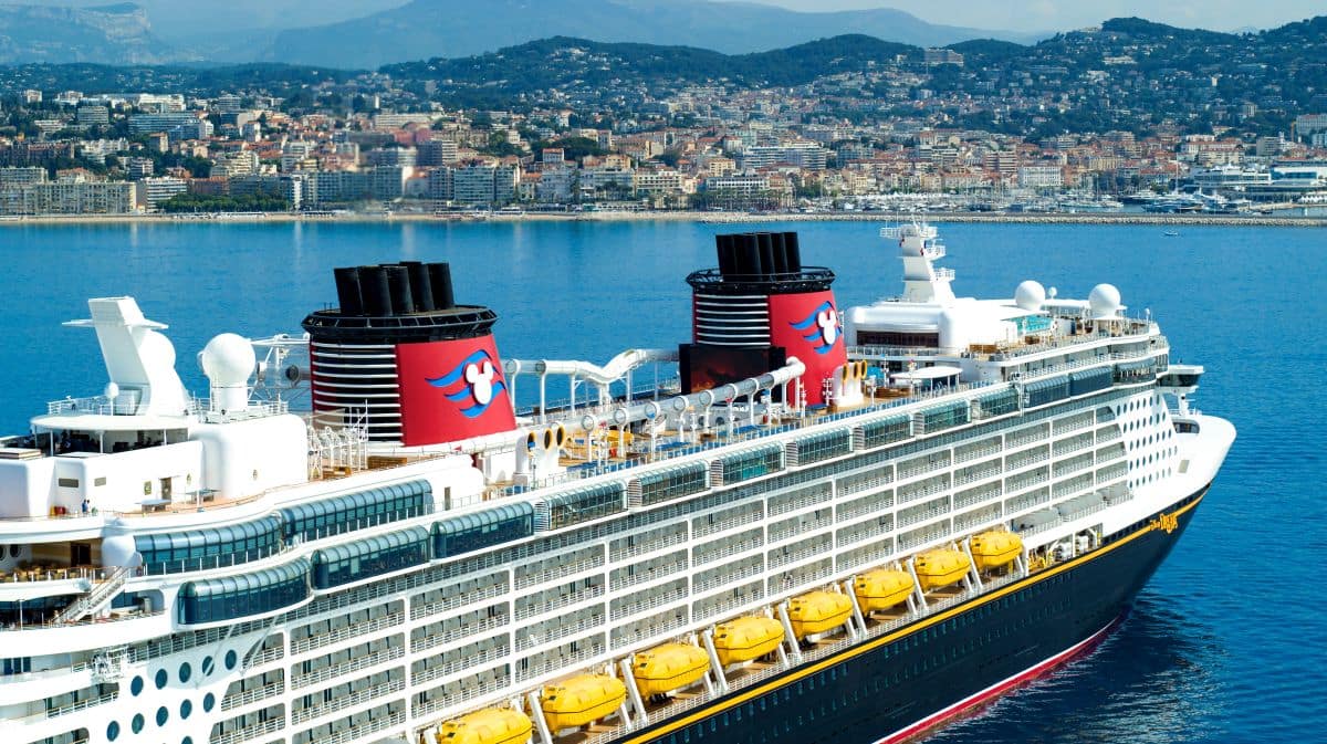 Read more about the article Disney Cruise Line 2026: More Magic at Sea Than Ever Before!