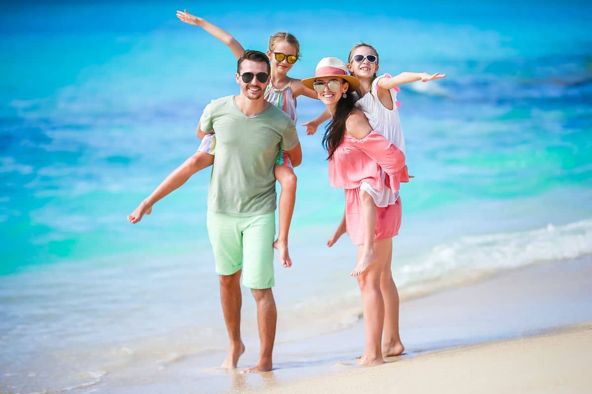 Read more about the article Unwrap the Gift of Quality Time: Plan a Family Vacation to Remember