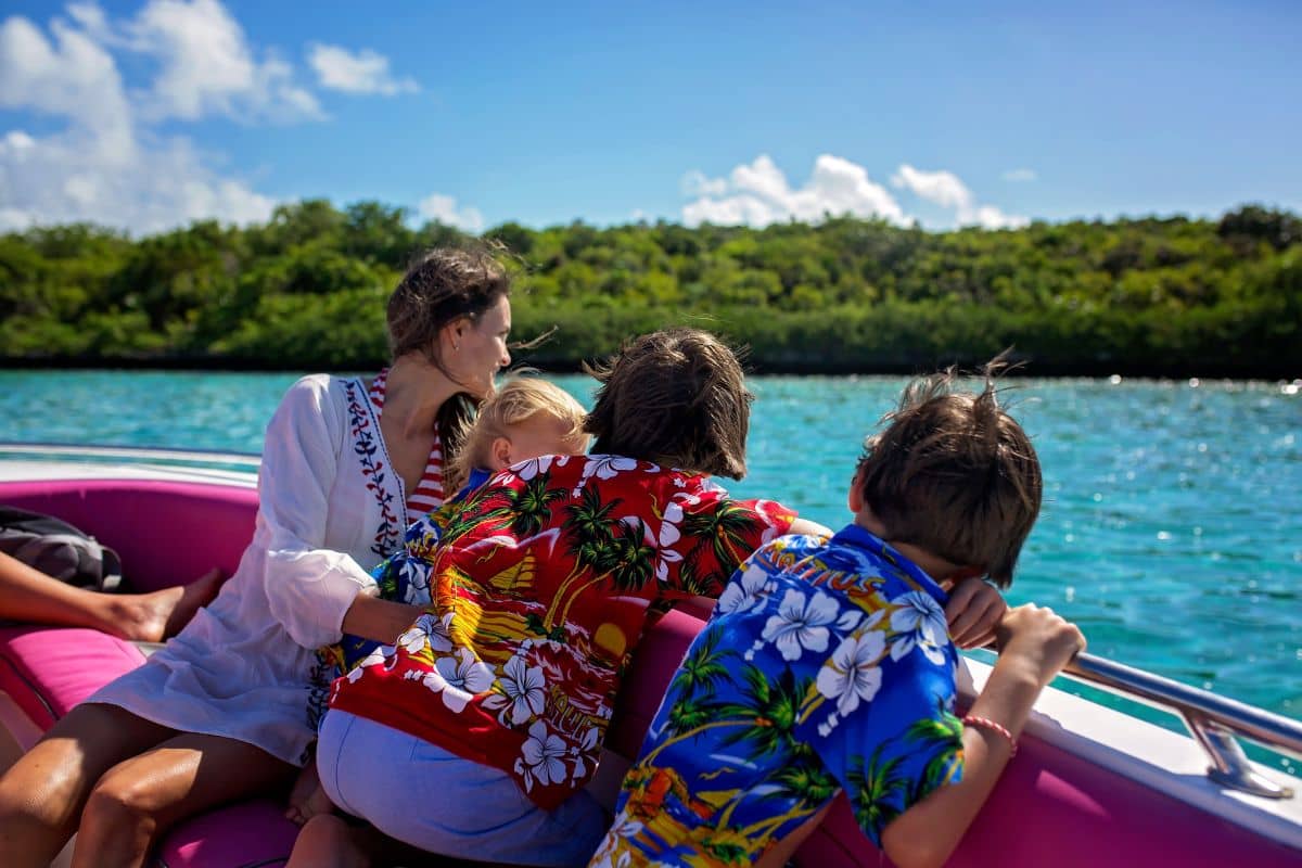 Read more about the article 12 Unforgettable Spring Break Adventures for Families in Hawaii” 