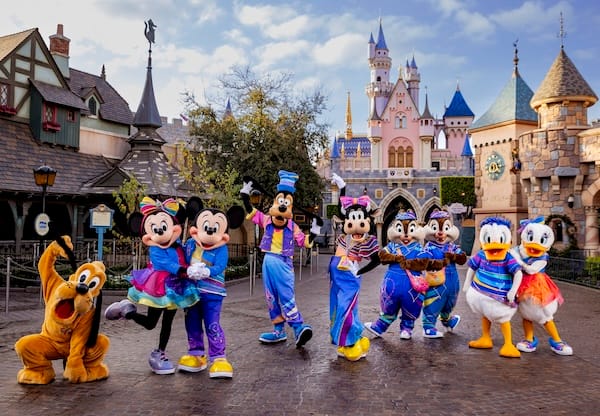 Read more about the article Get Ready to Celebrate 70 Years of Magic at Disneyland Resort!