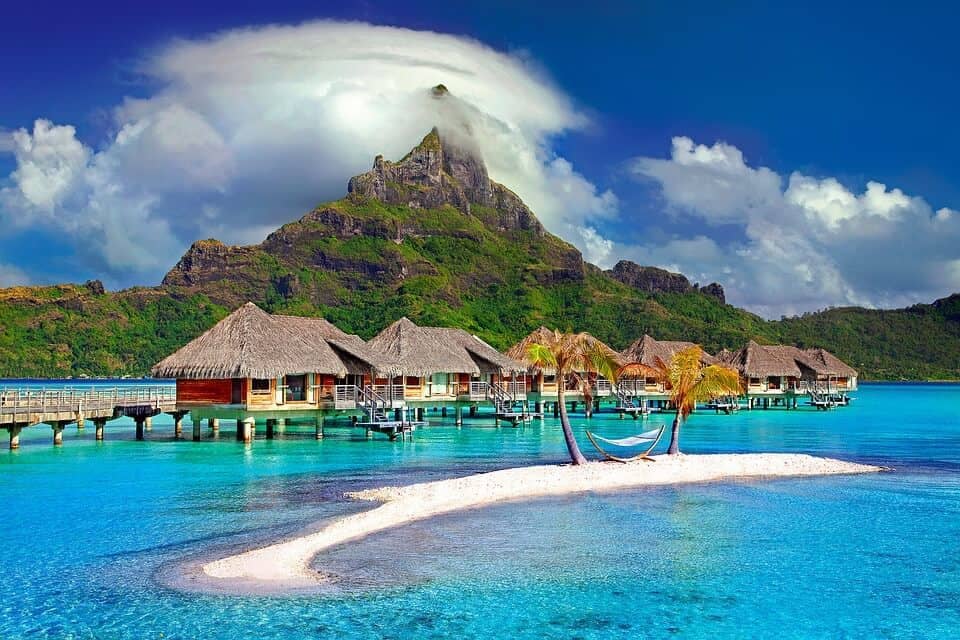 Read more about the article Discovering The Magic of the French Polynesian Islands